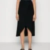 Anna Field Basic Wrap Over Midi Skirt - Jupe Trapèze - Black 2 Anna Field Basic Wrap Over Midi Skirt - Jupe Trapèze - Black -Anna Field 161673da8d96477e901a7ce66959ee74