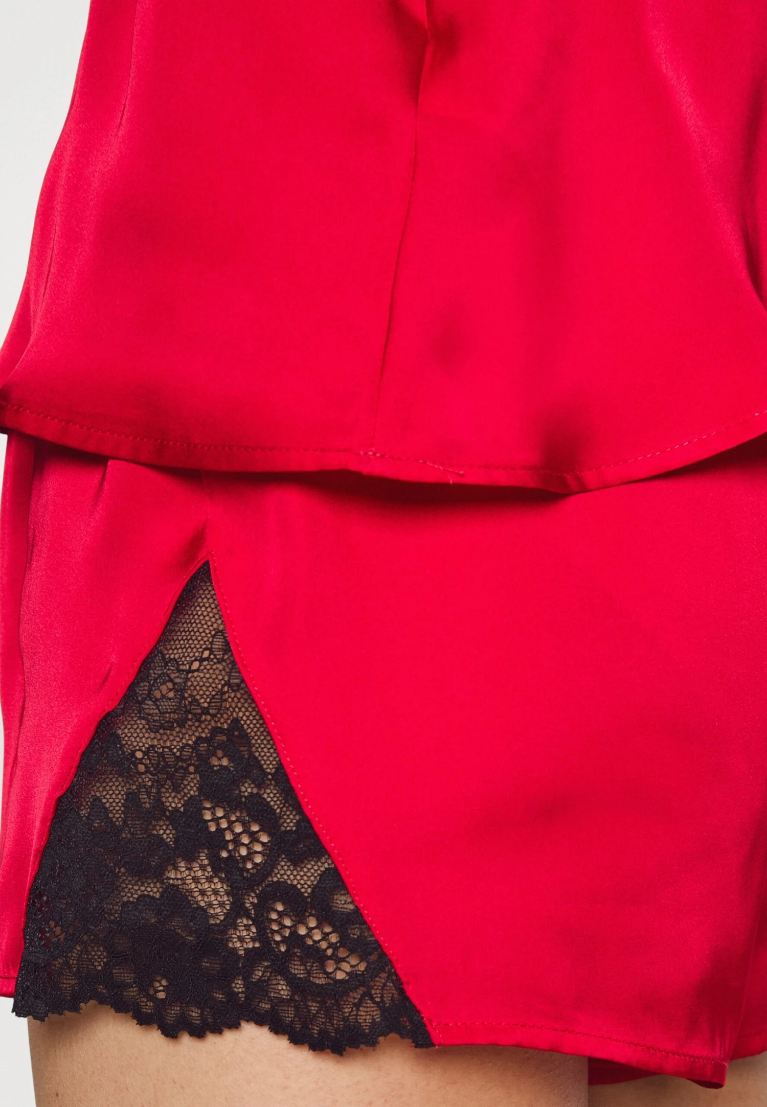 Anna Field 4 Piece Gift Set - Pyjama - Black/Red 10 Anna Field 4 Piece Gift Set - Pyjama - Black/Red – Image 8