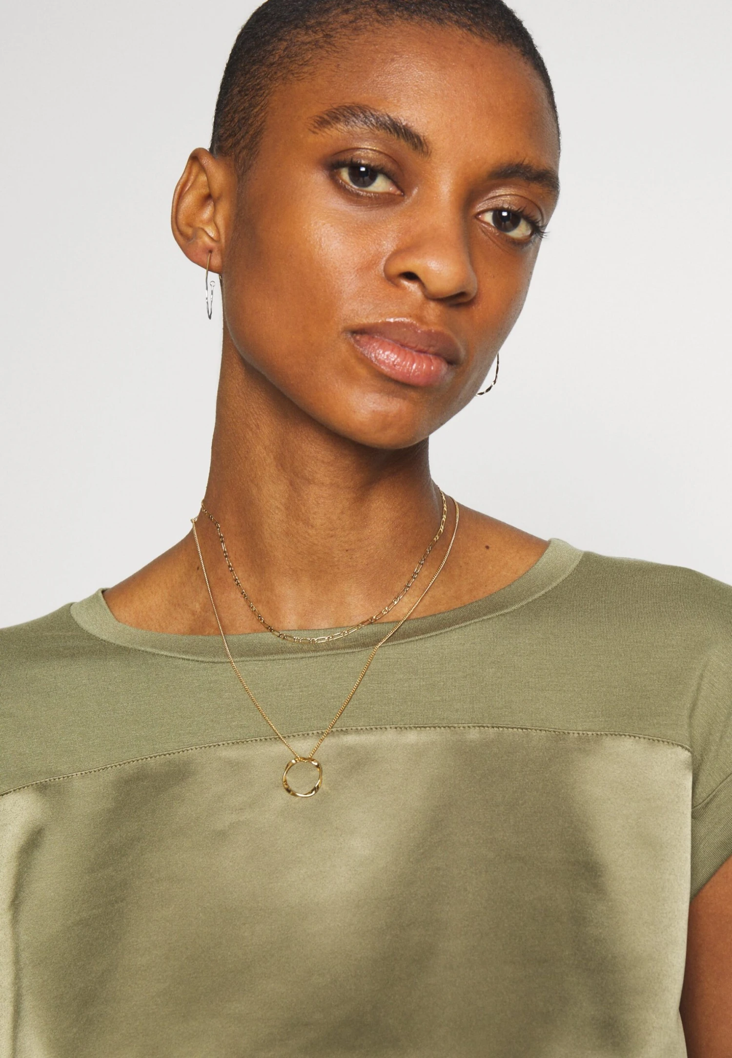 Anna Field T-Shirt Imprimé - Martini Olive 6 Anna Field T-Shirt Imprimé - Martini Olive – Image 4