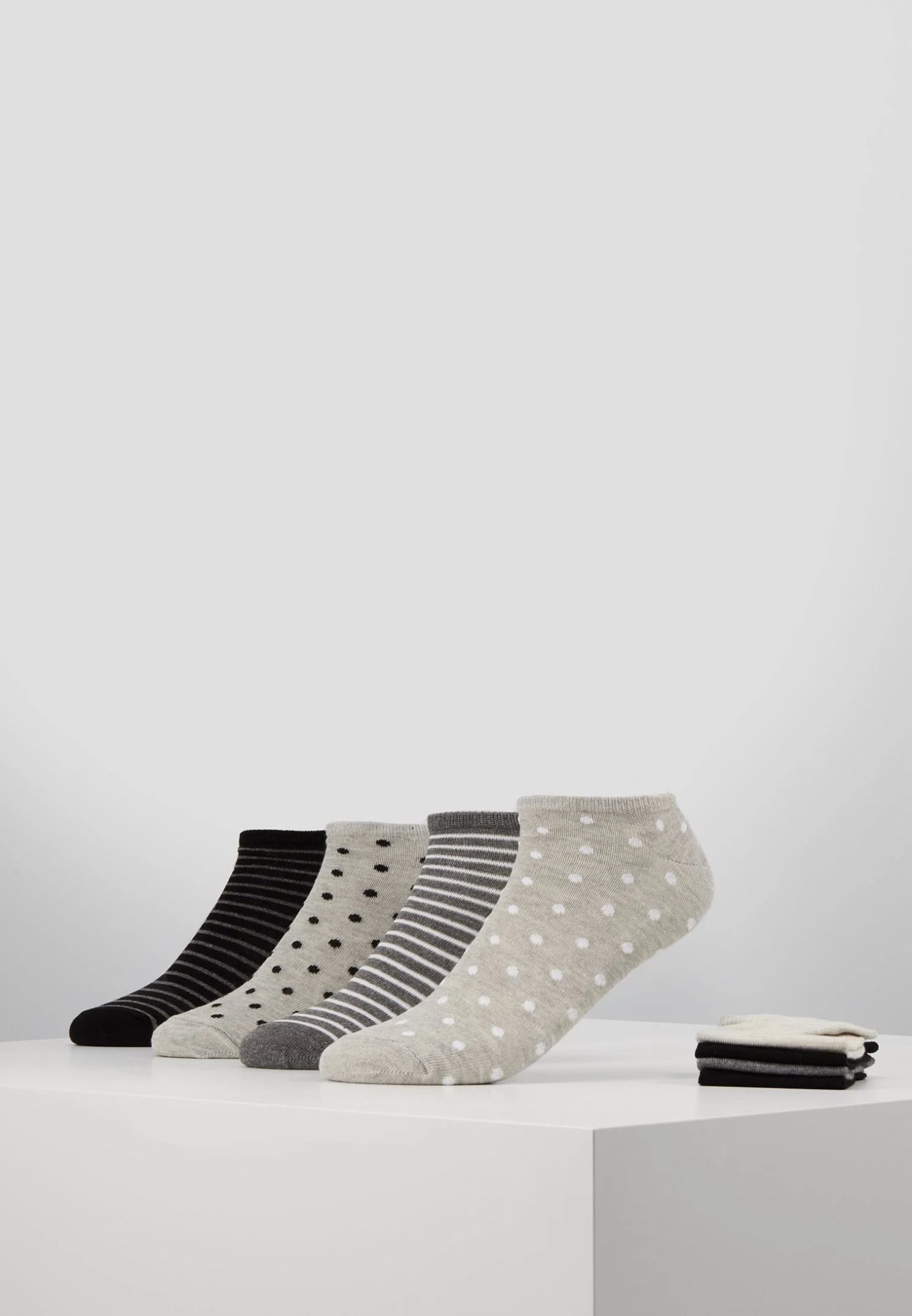 Anna Field 8Pp Spot Stripe - Chaussettes - Grey 3 Anna Field 8Pp Spot Stripe - Chaussettes - Grey