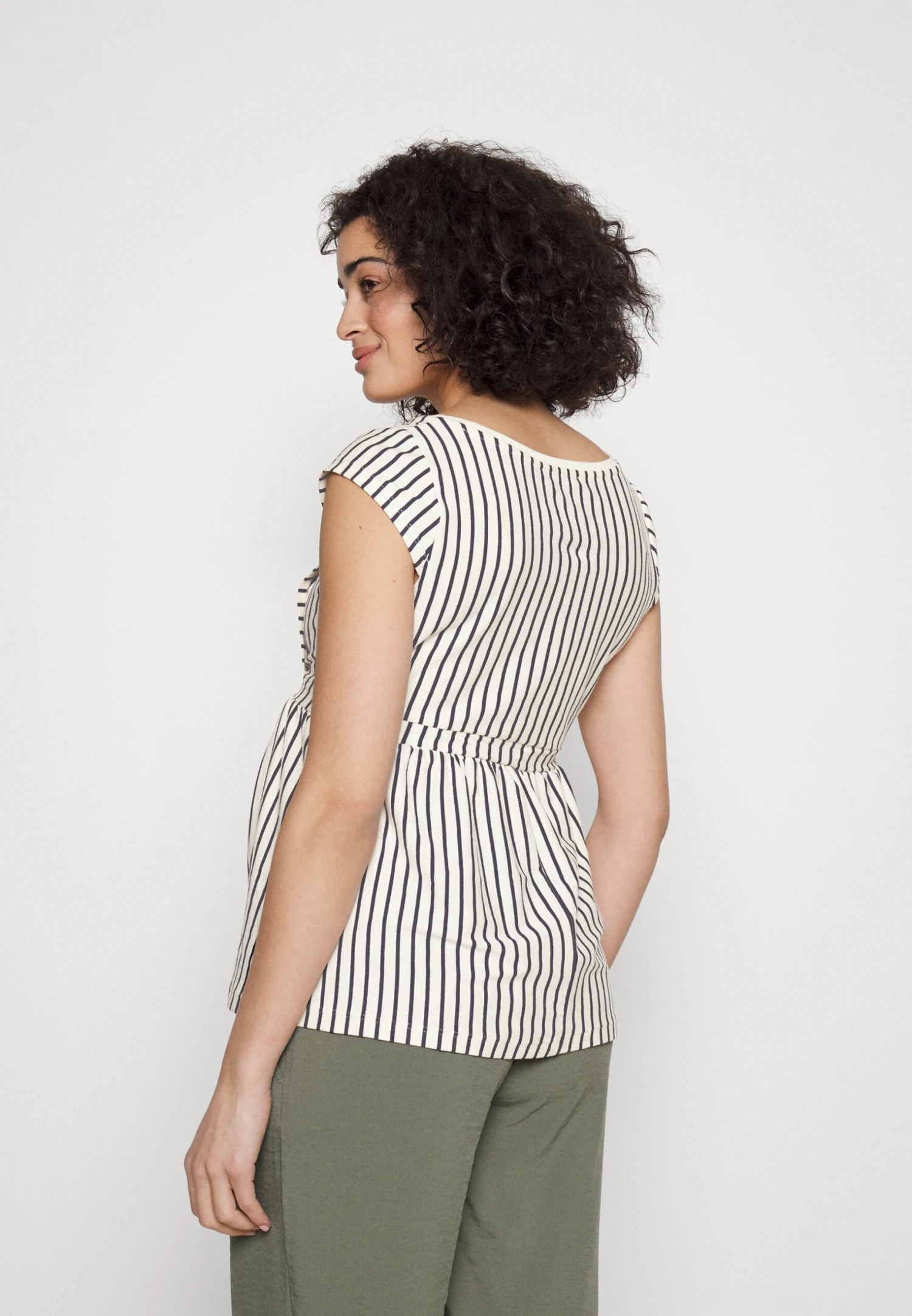 Maternity Baby Doll Nursing Tee - T-Shirt Imprimé - Dark Blue/Off-White 5 Maternity Baby Doll Nursing Tee - T-Shirt Imprimé - Dark Blue/Off-White – Image 3