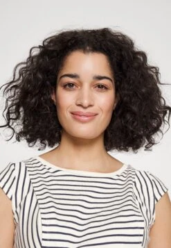 Maternity Baby Doll Nursing Tee - T-Shirt Imprimé - Dark Blue/Off-White 12 Maternity Baby Doll Nursing Tee - T-Shirt Imprimé - Dark Blue/Off-White -Anna Field 8c3abe7c8c1f46f5a45d96808f456c74